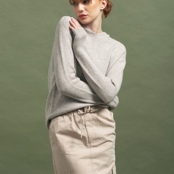 Women's sweater